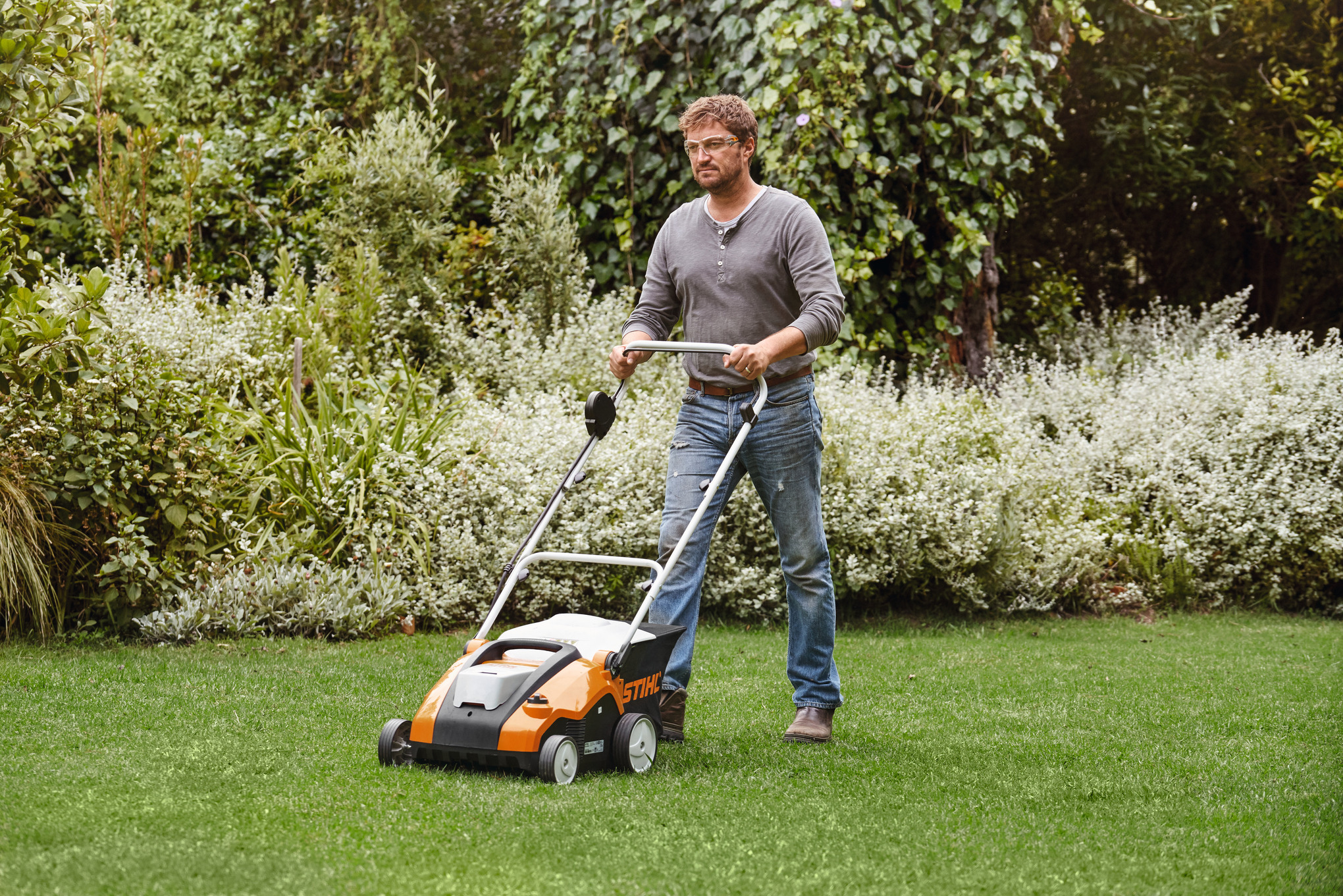 Scarificateur RLA 240 sans batterie ni chargeur