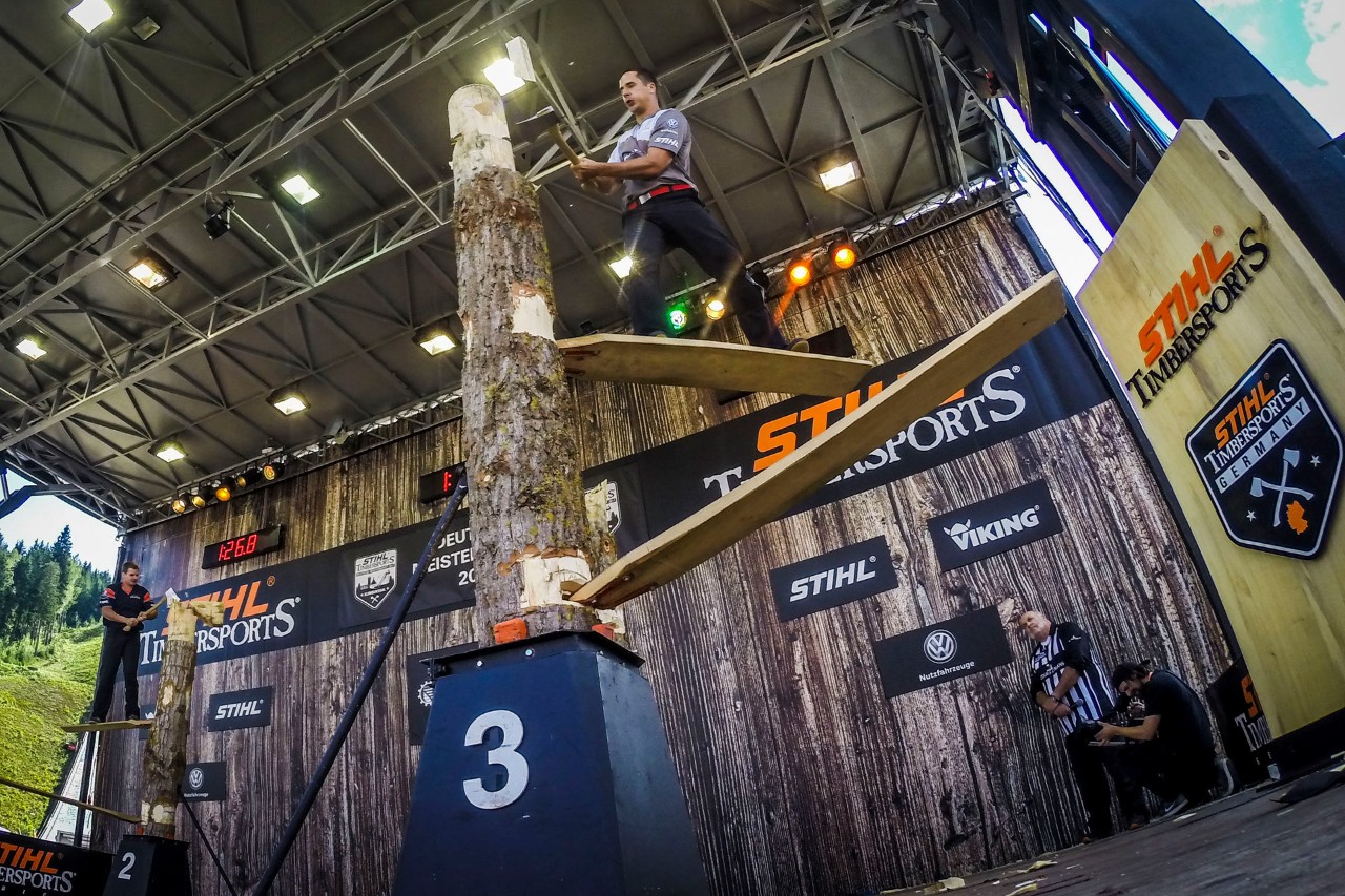 Stephan Odwarka disputant l’épreuve de springboard